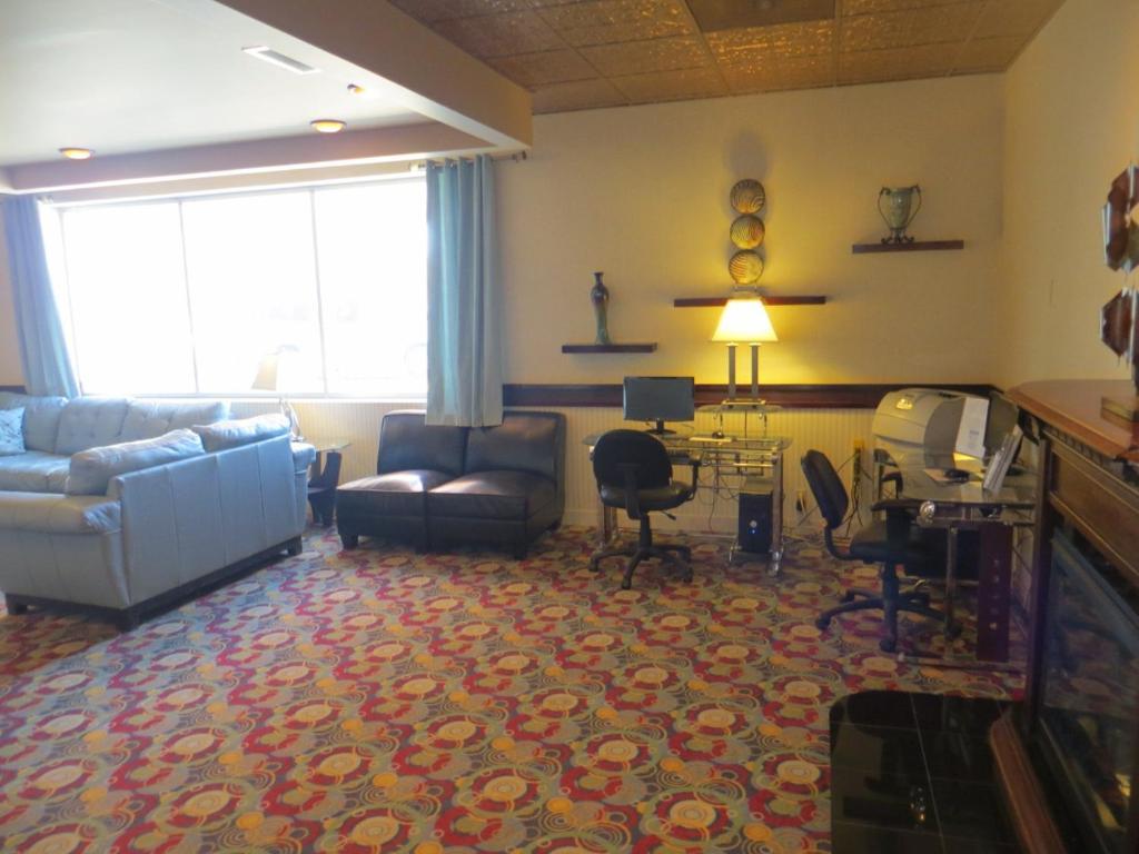 Howard Johnson Grand Forks Exterior photo